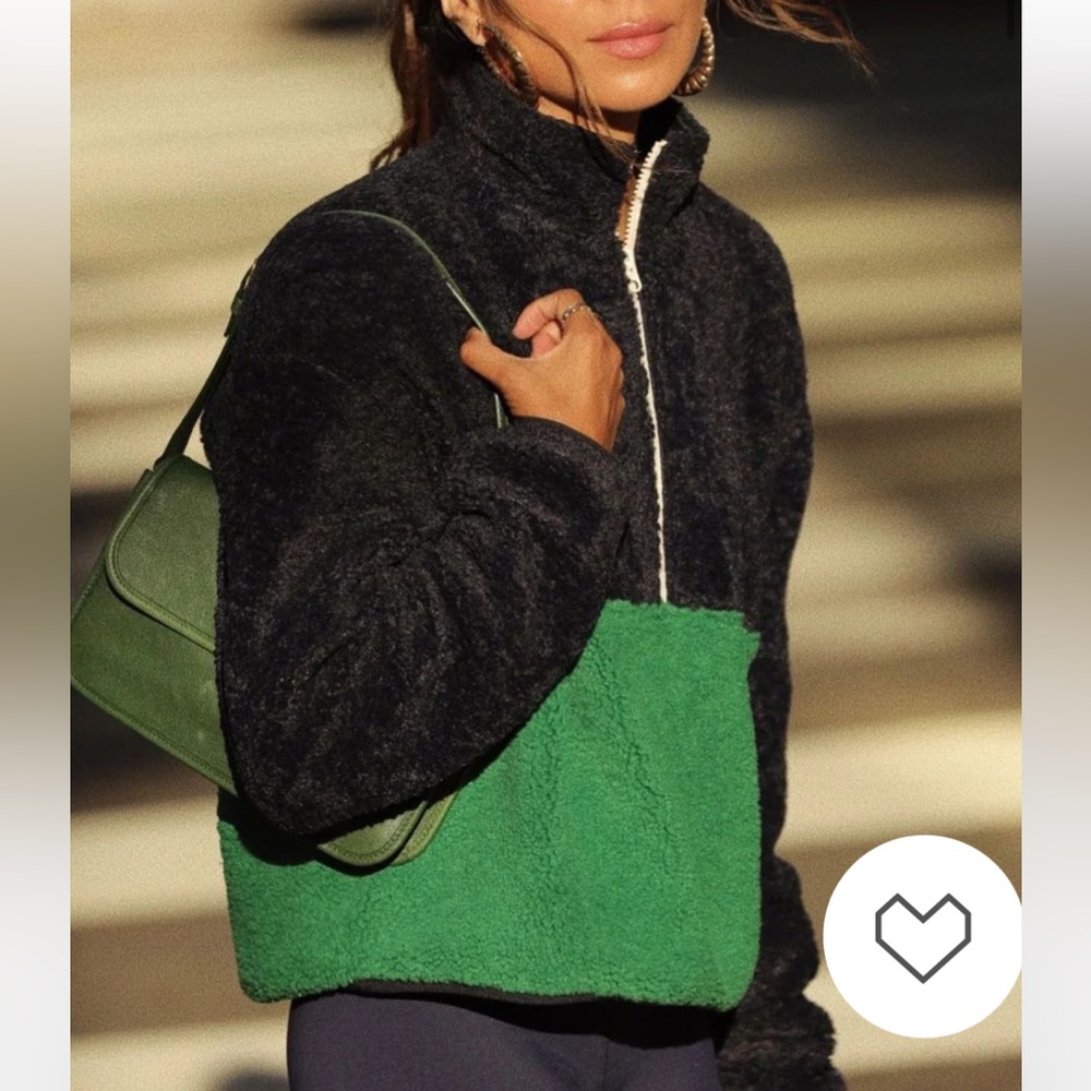 Bandier Half Zip (M)